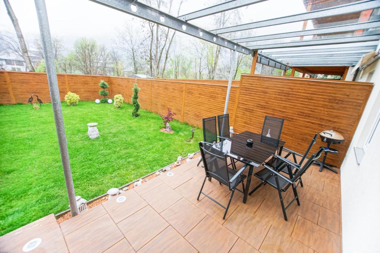 Auszeit Steiraland 1 Mit Privaten Garten Ueberdachter Terrasse Und Parken Leoben  Bagian luar foto