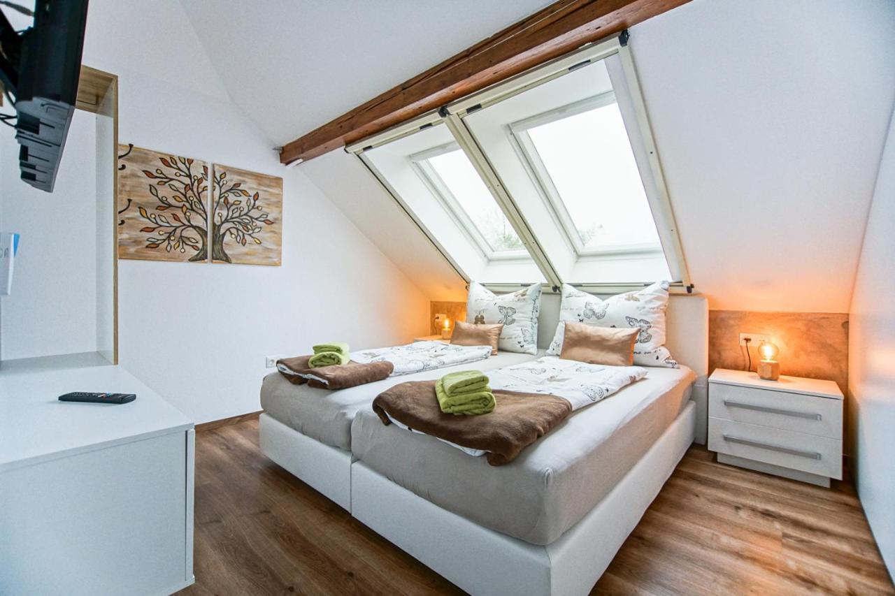Auszeit Steiraland 1 Mit Privaten Garten Ueberdachter Terrasse Und Parken Leoben  Bagian luar foto